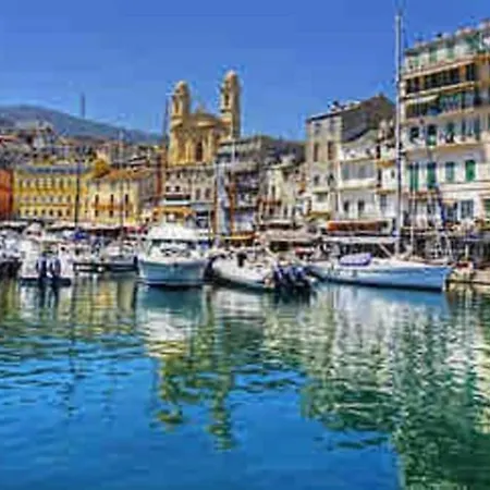 Vue Avec Parking Gratuit Sur Place * Bastia (Corsica)