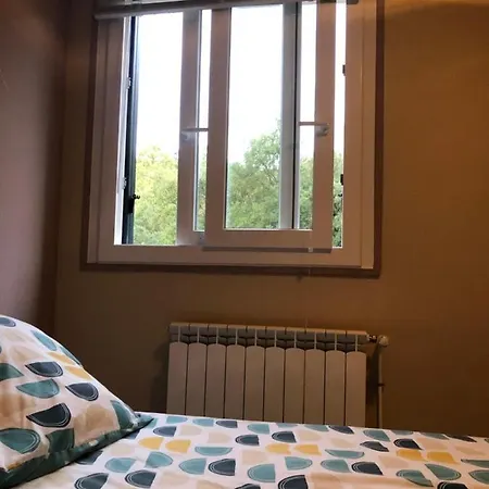 Vue Avec Parking Gratuit Sur Place