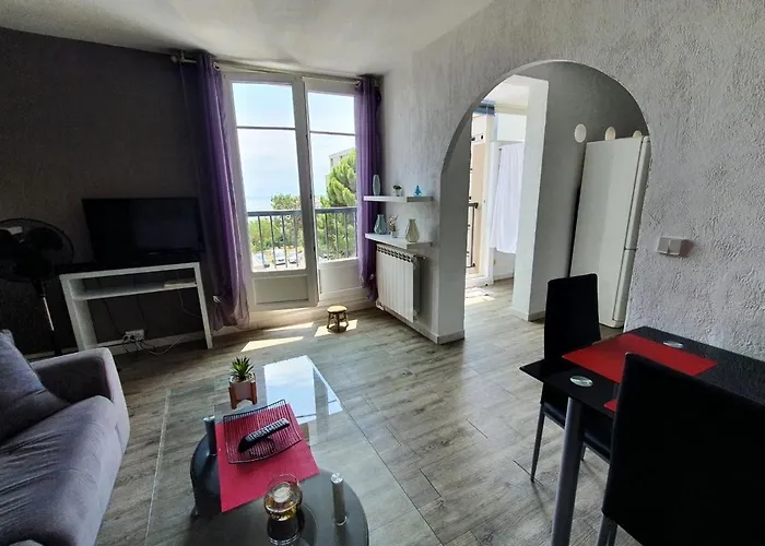 Vue Avec Parking Gratuit Sur Place Апартаменты *