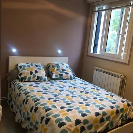 Vue Avec Parking Gratuit Sur Place